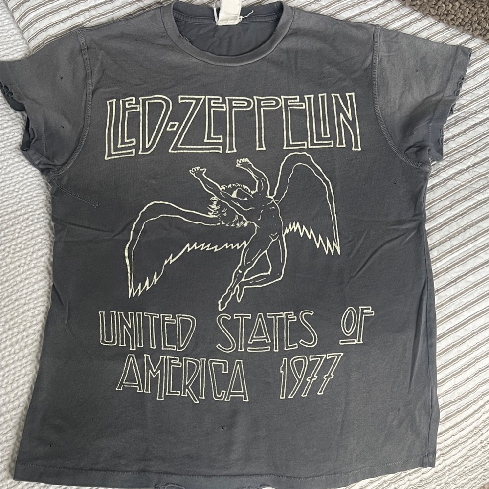 MadeWorn Grey Led-Zeppelin United States of America 1977 Graphic Tee